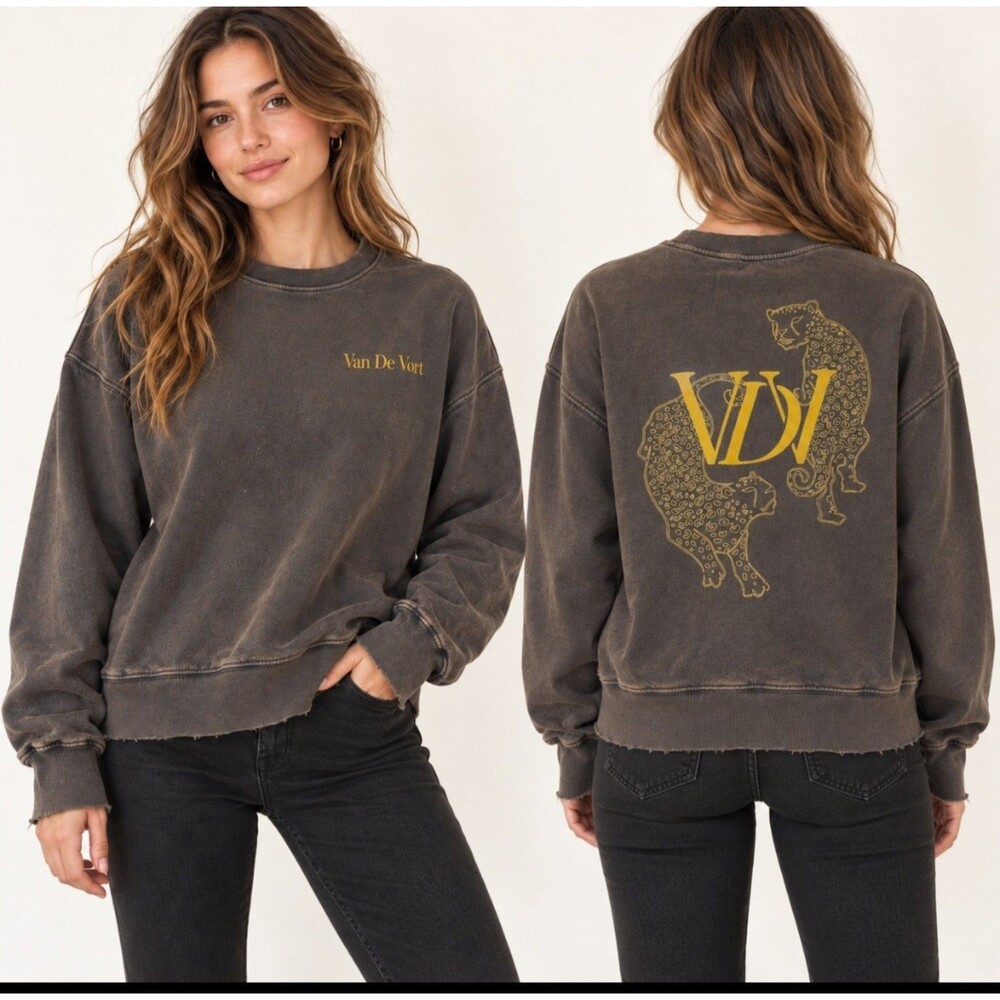 Van De Vort Women’s M Leopard Graphic Sweatshirt Leopard Streetwear Distressed